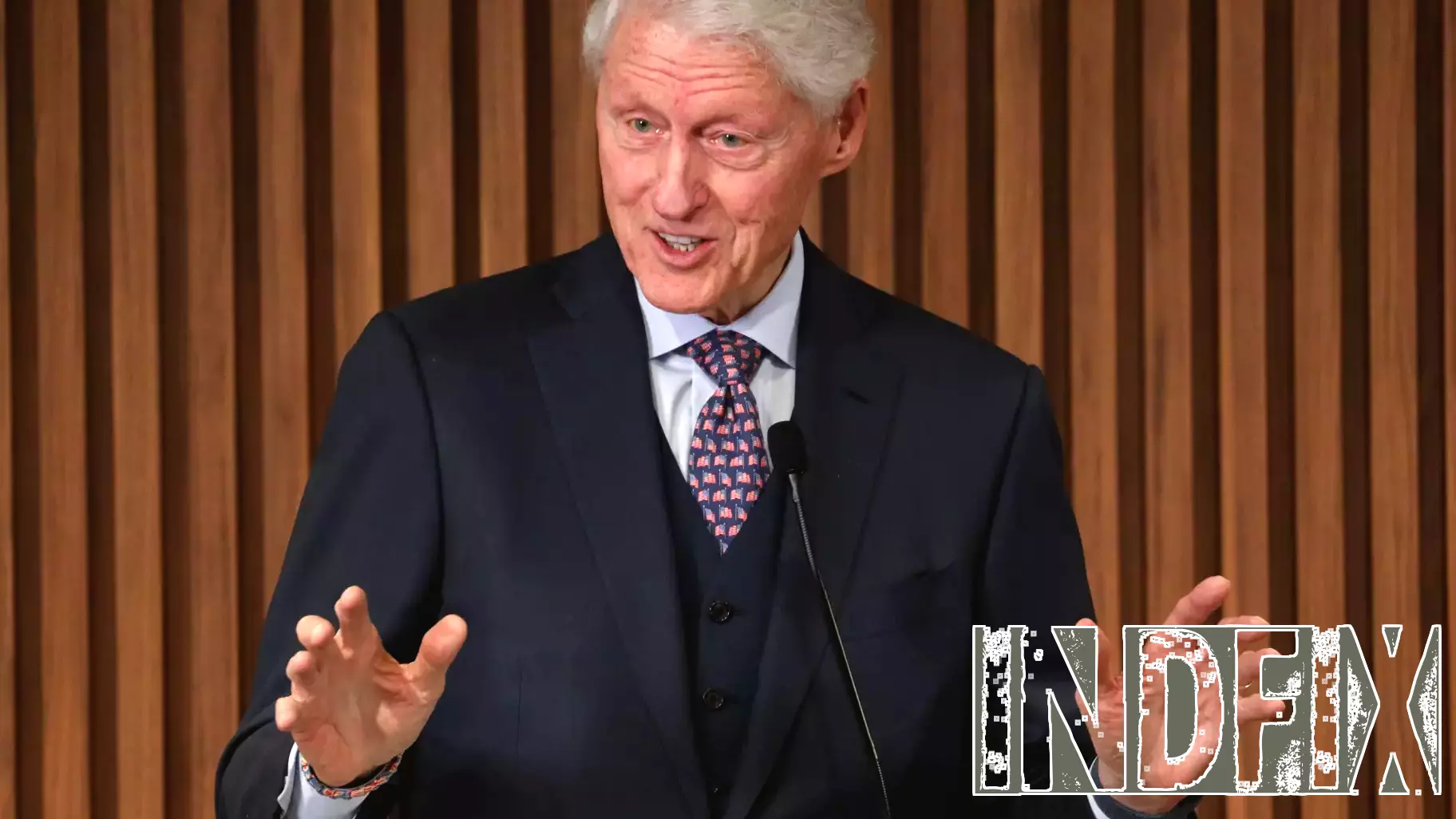 Bill Clinton visits Rochester to give commencement speech at Golisano Business Institute