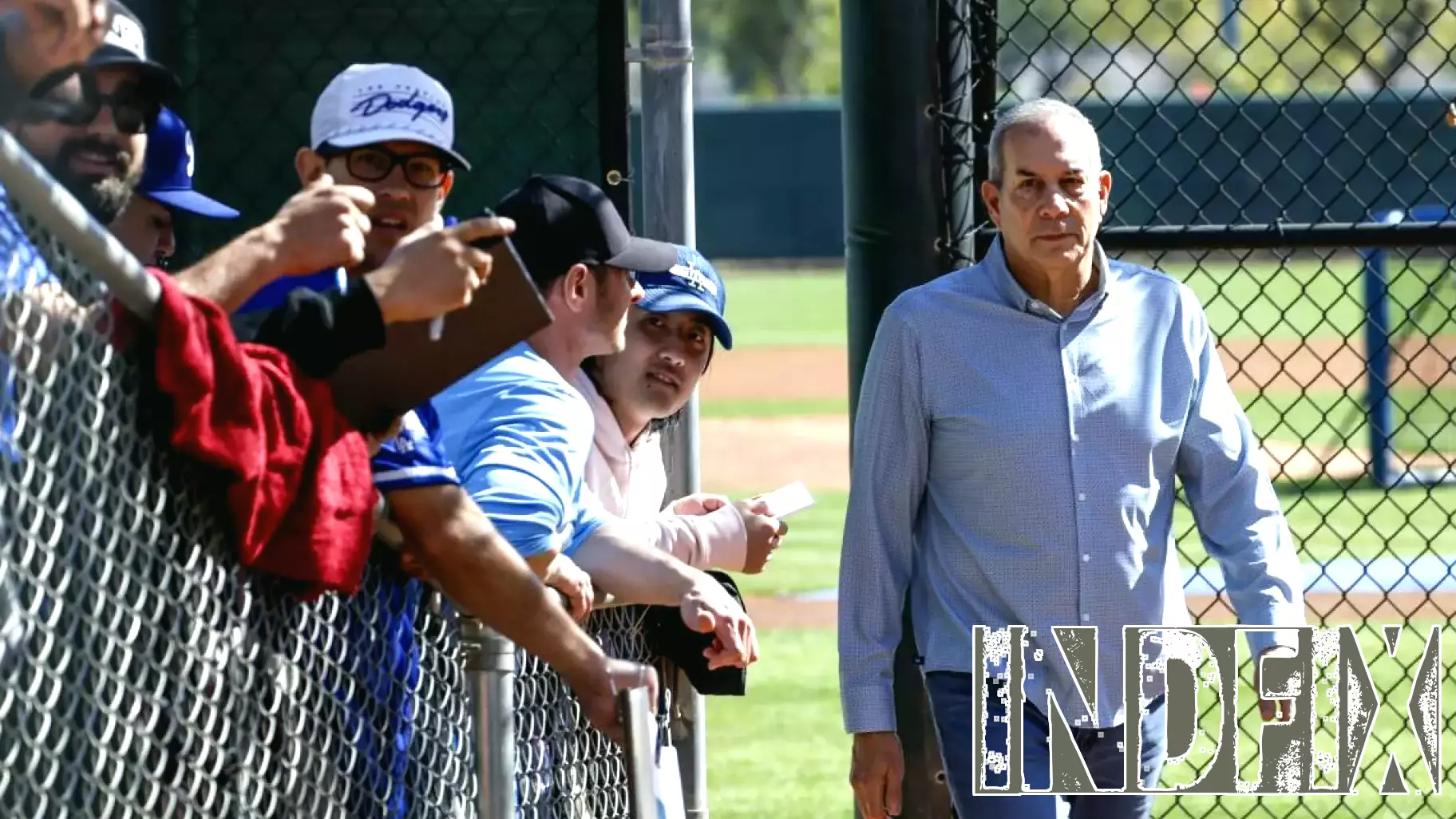 Lon Rosen to take over business operations for the Lakers