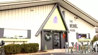 Small Business Saturday Shines in Peoria After Weather Delays